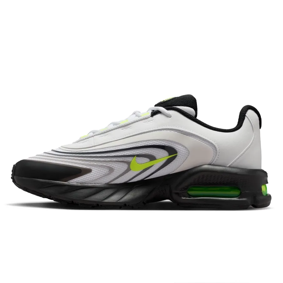 Tênis Nike Air Max Fire Masculino Branco, vista frontal com detalhes verdes neon e preto
